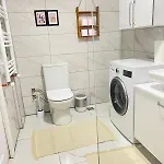 1003 Close To Spacious Consulates Apartament