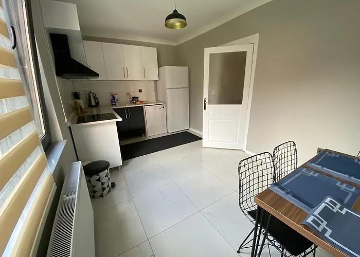 1003 Close To Spacious Consulates