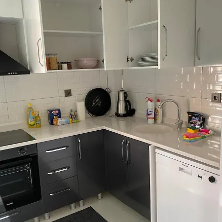 1003 Close To Spacious Consulates Apartment