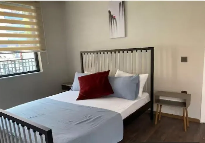 1003 Close To Spacious Consulates Апартаменты